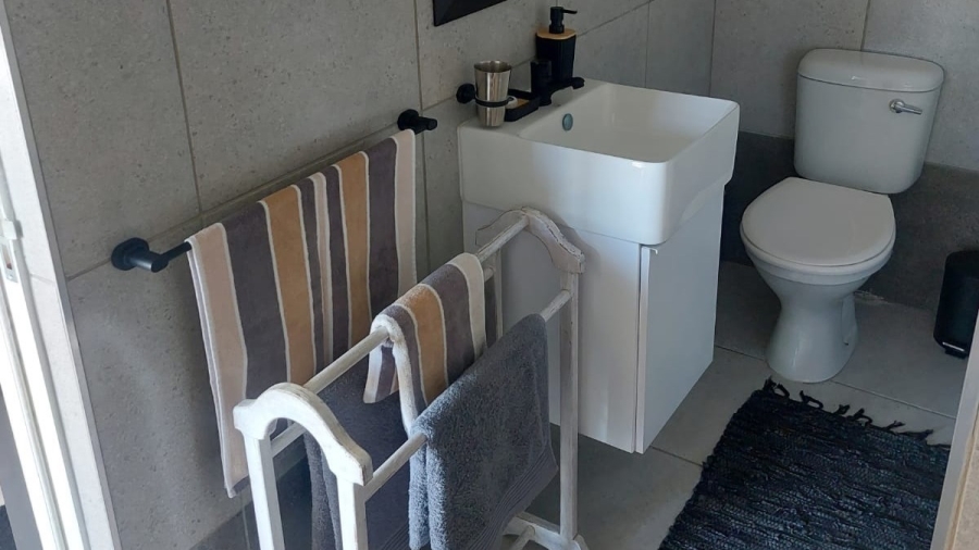To Let 1 Bedroom Property for Rent in Mykonos Western Cape